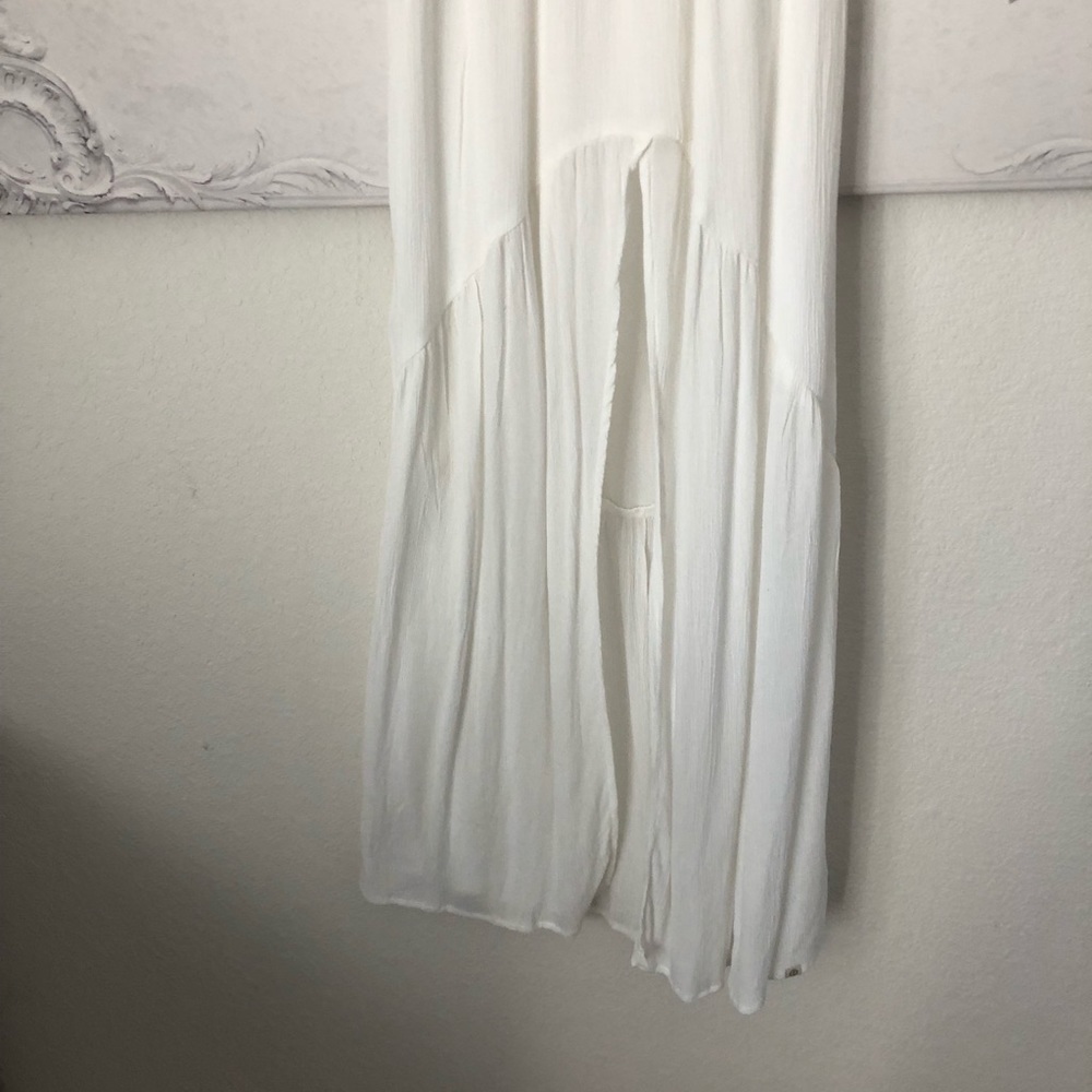 Gorgeous front slit light flowing strapless maxi - Picture 5 of 7